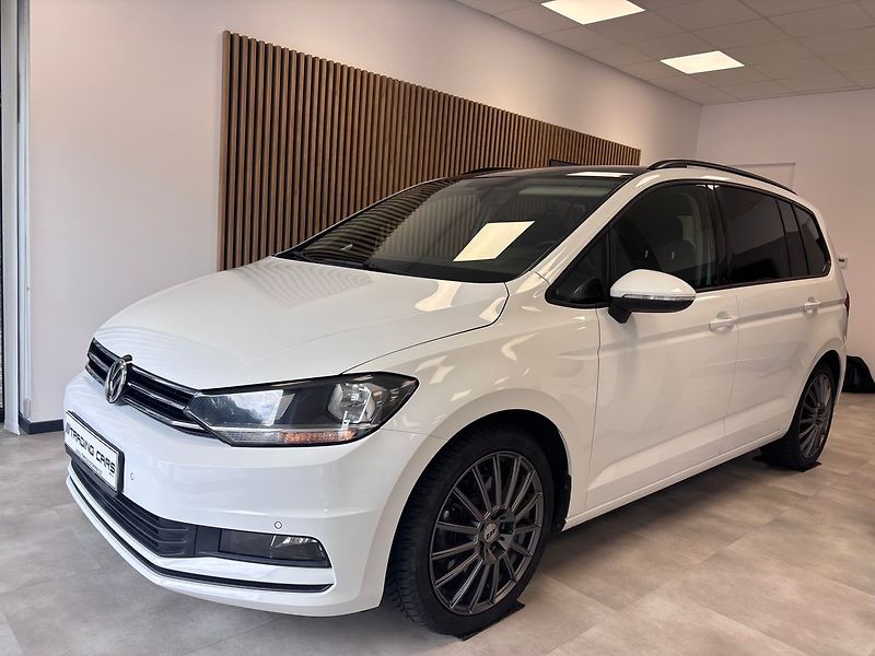 Volkswagen Touran 2.0 TDI BLACK EDITION - fotka 3 z 31