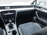 Volkswagen Passat (2017) Highline 2.0 TDI, Serv.kniha - náhled 8