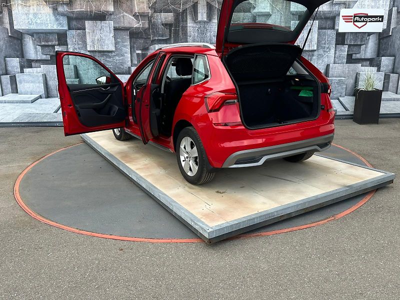 Škoda Kamiq (2020) 1.5TSi, 110KW,VYHŘ.SED.KEYLESS - fotka 9 z 21