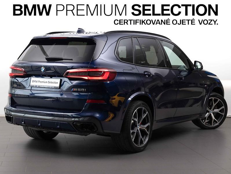 BMW X5 M50i - fotka 5 z 22