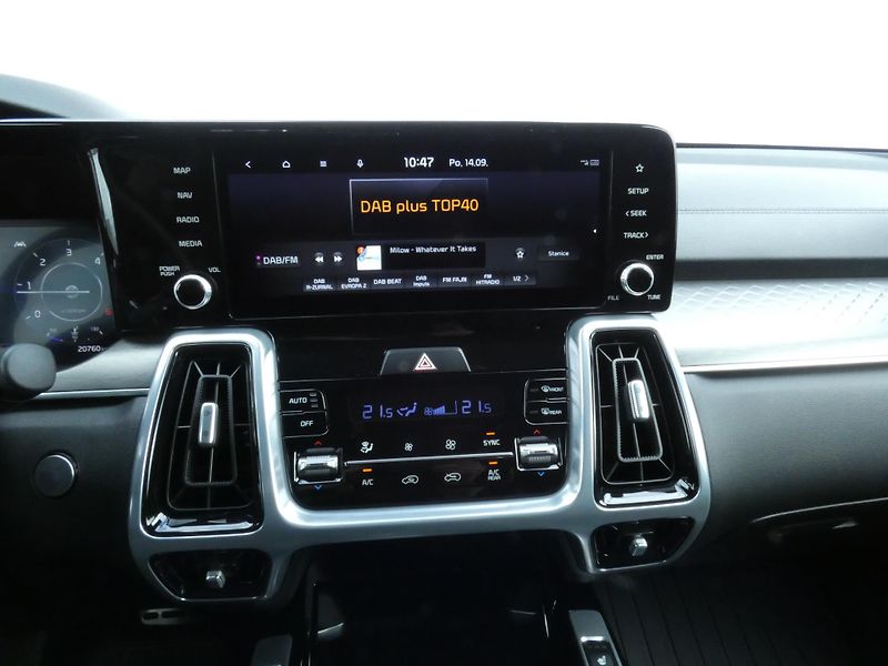 Kia Sorento (2023) Exclusive 2,2 CRDi 4x4 - fotka 29 z 30