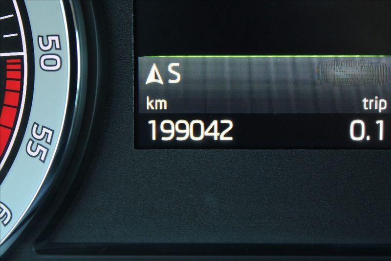 Škoda Kodiaq 2,0 TDI  7.MÍST,A/T,4x4,STYLE - fotka 9 z 45