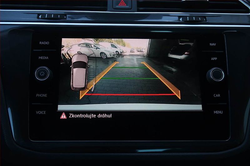 Volkswagen Tiguan (2018) Comfortline 1.4 TSI, ČR,1.maj - fotka 16 z 19