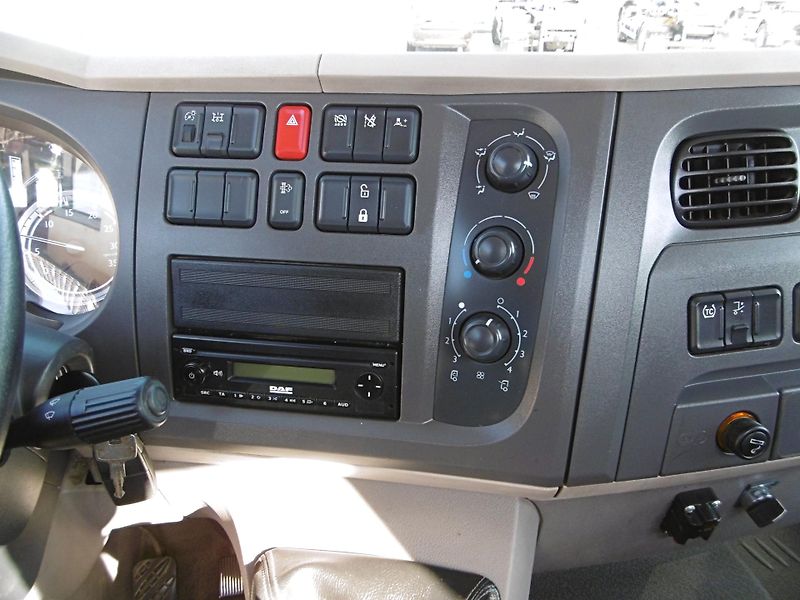 DAF LF 180 FA nový 8t nosič kont.  - fotka 20 z 21