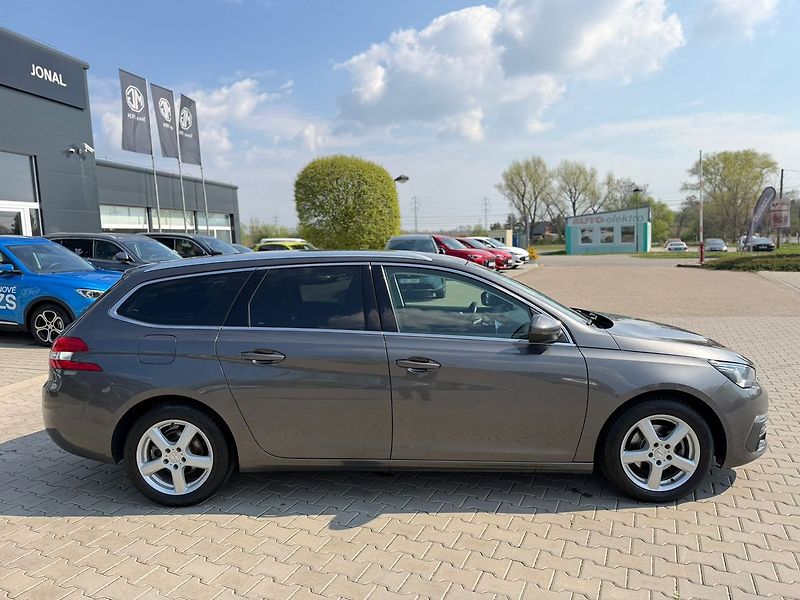 Peugeot 3008 - fotka 15 z 24