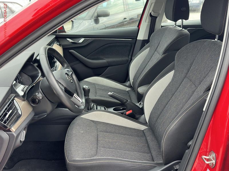Škoda Kamiq (2020) 1.0 TSi, Style, +ALU - fotka 9 z 20