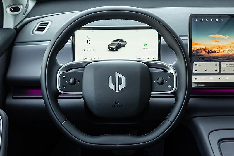 Leapmotor C10 REEV (2025) 1,5 dojezd až 974 km  Design - fotka 19 z 31