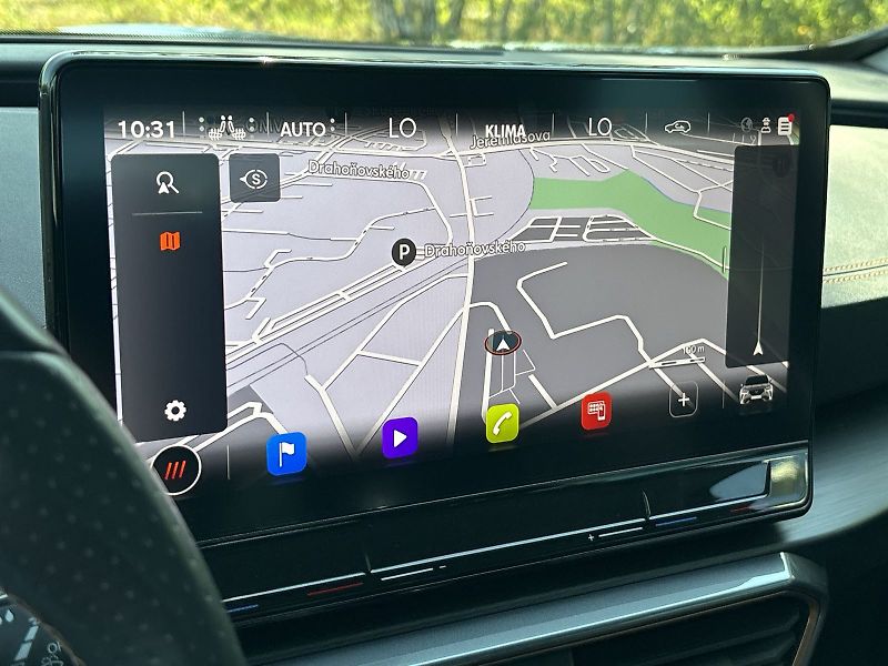 Cupra Formentor (2024) 1.5 TSI DSG - fotka 11 z 31