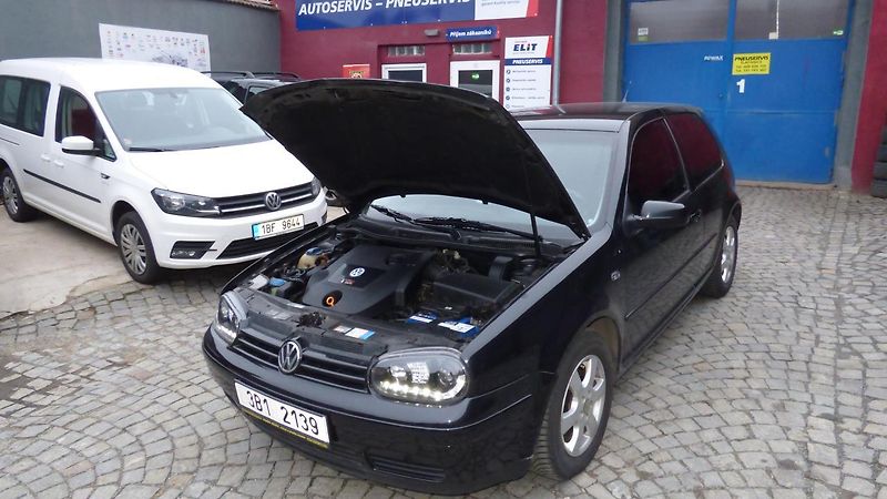 ZKUŠENOSTI UŽIVATELE: Volkswagen Golf 1J1