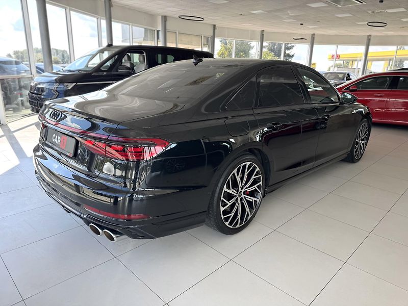 Audi S8 4,0TFSI Quattro*420kW*Webasto - fotka 5 z 42