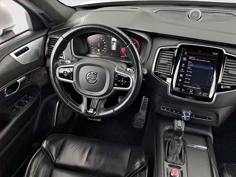 Volvo XC90 (2018) R-Design D5 AWD Polestar - fotka 7 z 24