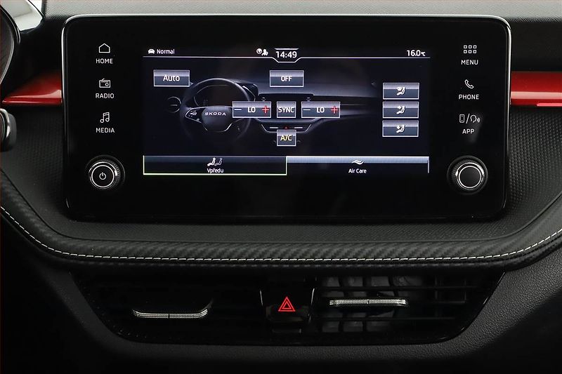Škoda Fabia (2025) 1.5 TSI, MONTE CARLO, AUTOMAT - fotka 13 z 17