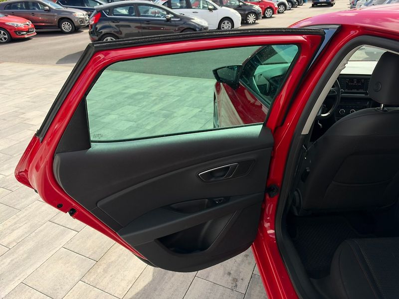 Seat Leon (2014) FR 1.4 TSI 90kW EA211 - fotka 12 z 39