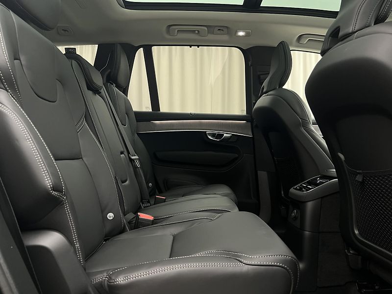 Volvo XC90 (2026) T8 AWD PLUS BRIGHT - Rezervace - fotka 29 z 47