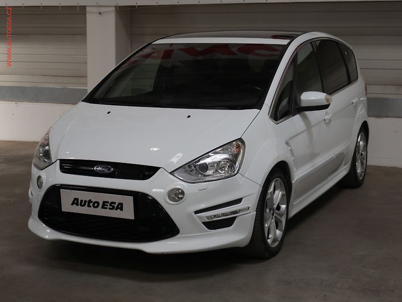 Ford S-MAX (2013) 2.2 TDCi, Titanium S, AT - fotka 3 z 24