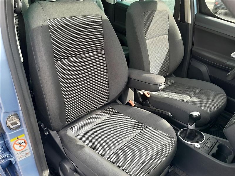 Škoda Roomster 1,6 i 77kW SCOUT MOTOR K.O. - fotka 28 z 43