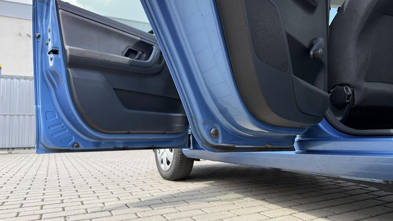 Škoda Fabia 1.2TSi*63kW*ACTIVE*1.MAJITEL* - fotka 11 z 21