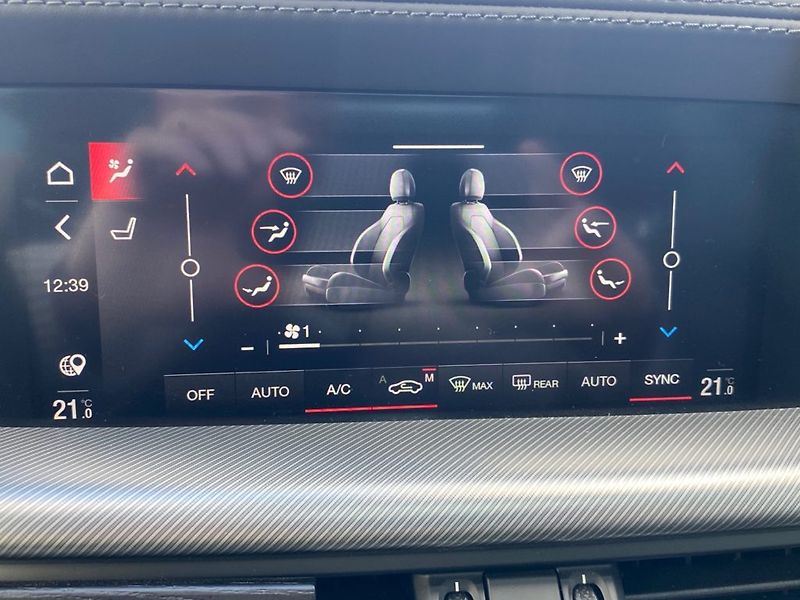 Alfa Romeo Stelvio (2024) 2,2 JTD  Veloce (154kW) NM 4x4 - fotka 18 z 33