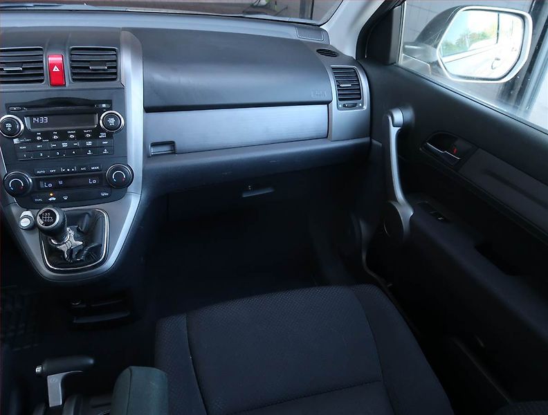 Honda CR-V (2009) Elegance 2.2 i-CTDi, 4X4 - fotka 8 z 15