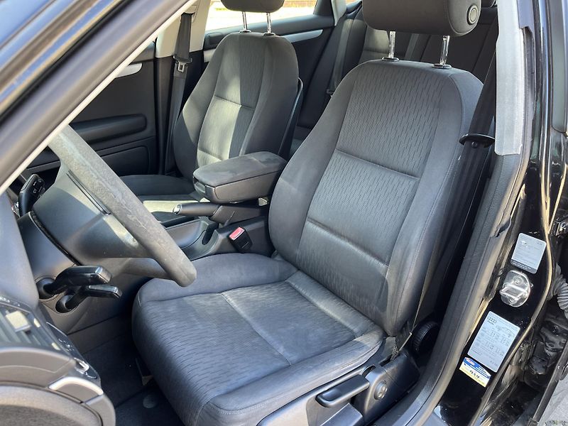Audi A4 2,7 TDI V6 /132 kW /  - fotka 12 z 31