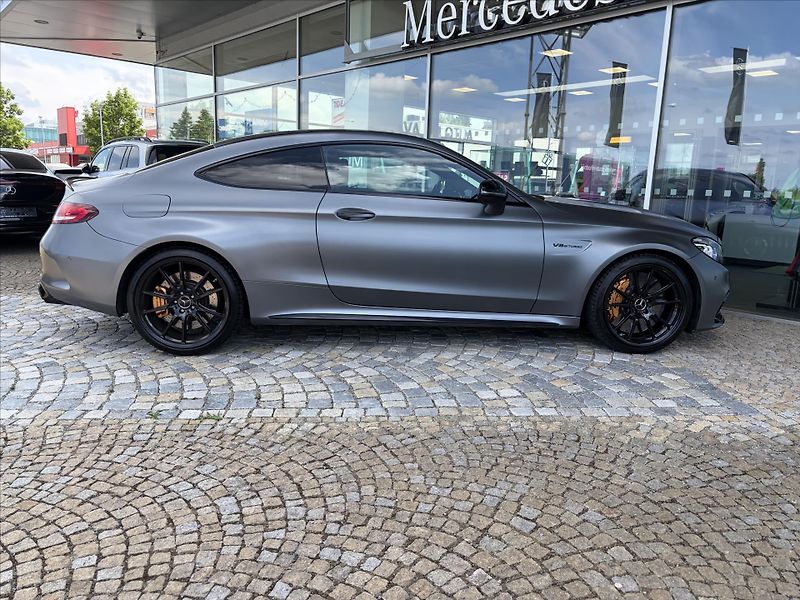 Mercedes-Benz Třídy C AMG C 63 S coupe - fotka 21 z 27