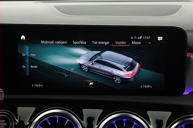 Mercedes-Benz CLA (2023) AMG Paket 250 e - fotka 21 z 29