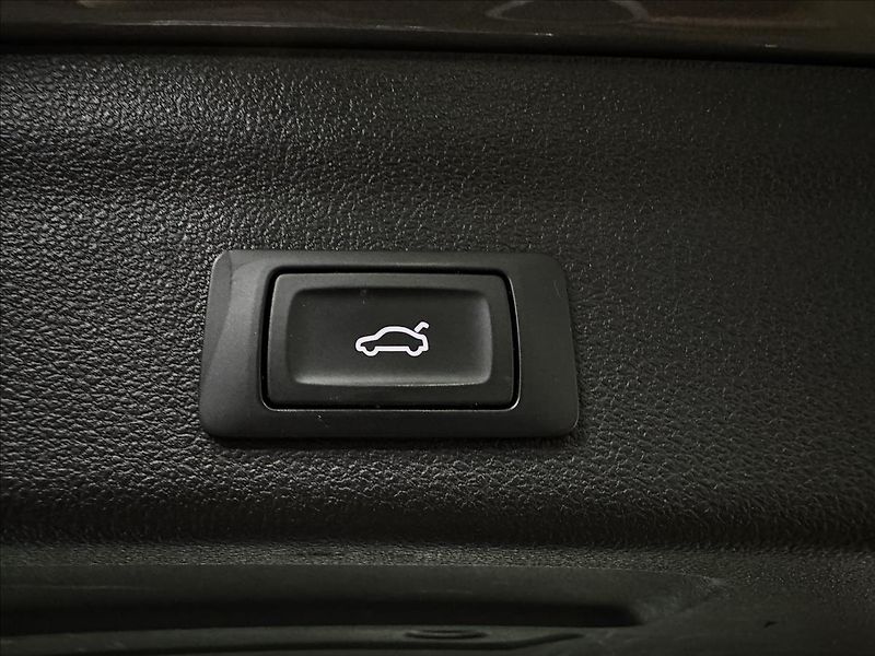 Audi A6 40TDI Quattro Sport Alpinpaket - fotka 34 z 46