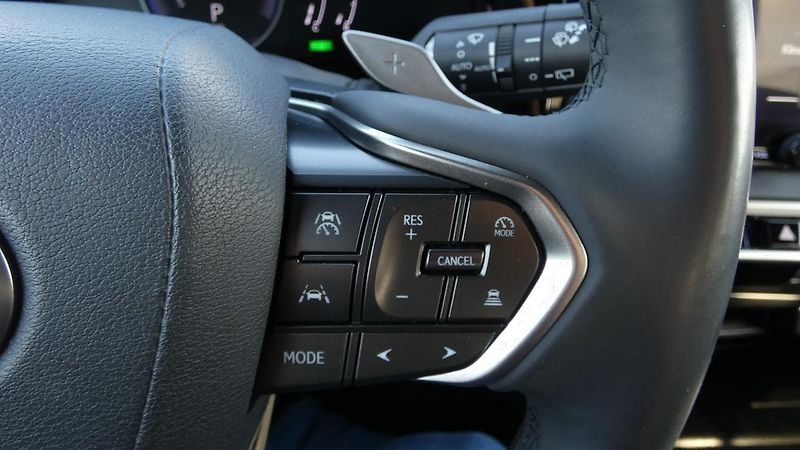 Lexus RX 350h 2.5 HEV 4x4 E-Four e-CVT Comfo - fotka 12 z 22