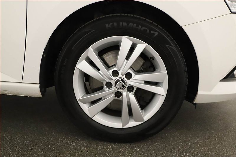 Škoda Fabia (2020) Style 1.0 TSI, ČR,1.maj - fotka 15 z 15