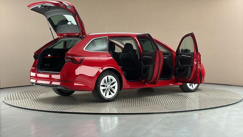 Škoda Octavia 1.5 TSI Style Combi - fotka 6 z 26