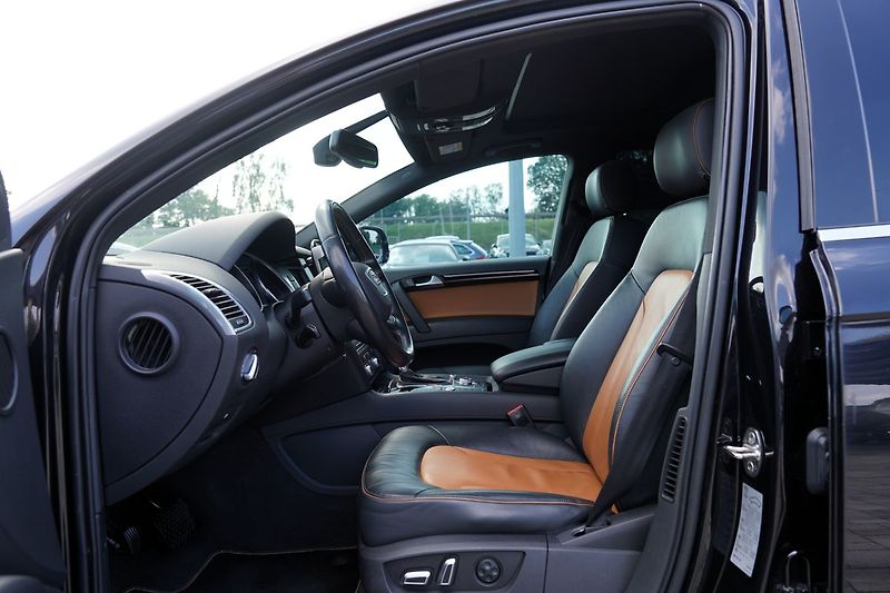 Audi Q7 4.2 TDI Sline /Q/tiptr/kůže/34 - fotka 23 z 44