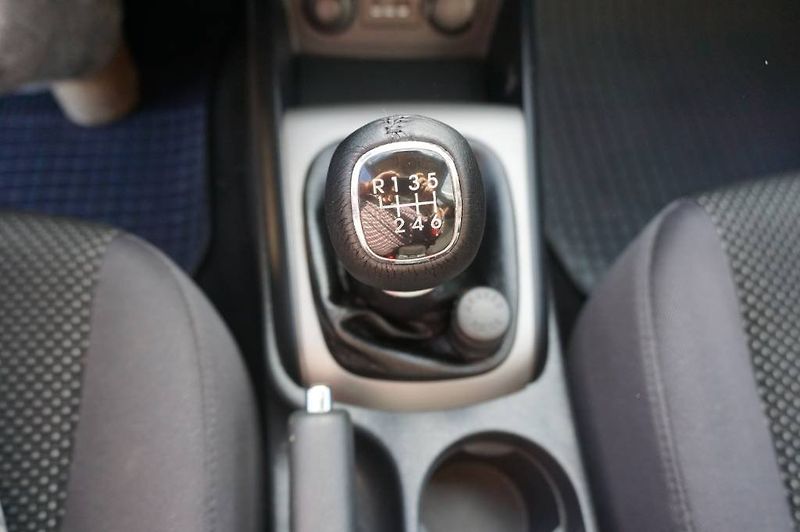 Hyundai i30 (2012) 1,6C W  CRDI NOVÉ V ČR - fotka 20 z 34