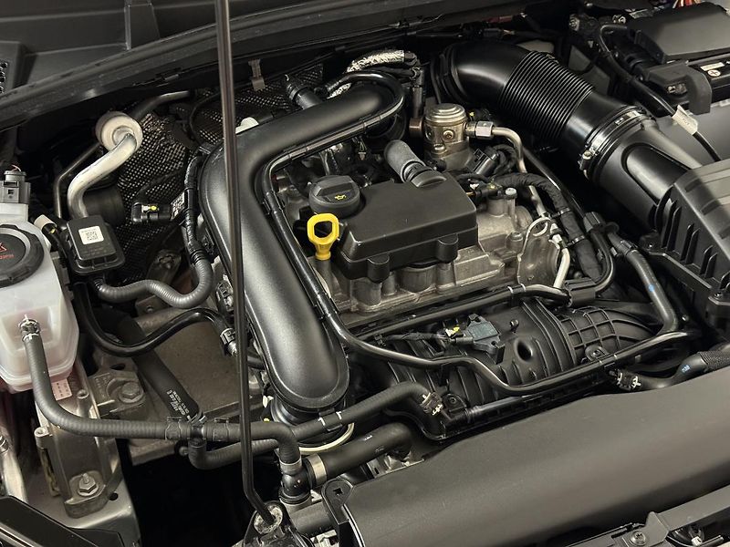 Škoda Fabia (2022) 4 Ambition 7ST Aut DSG 1MAJ ČR - fotka 22 z 36
