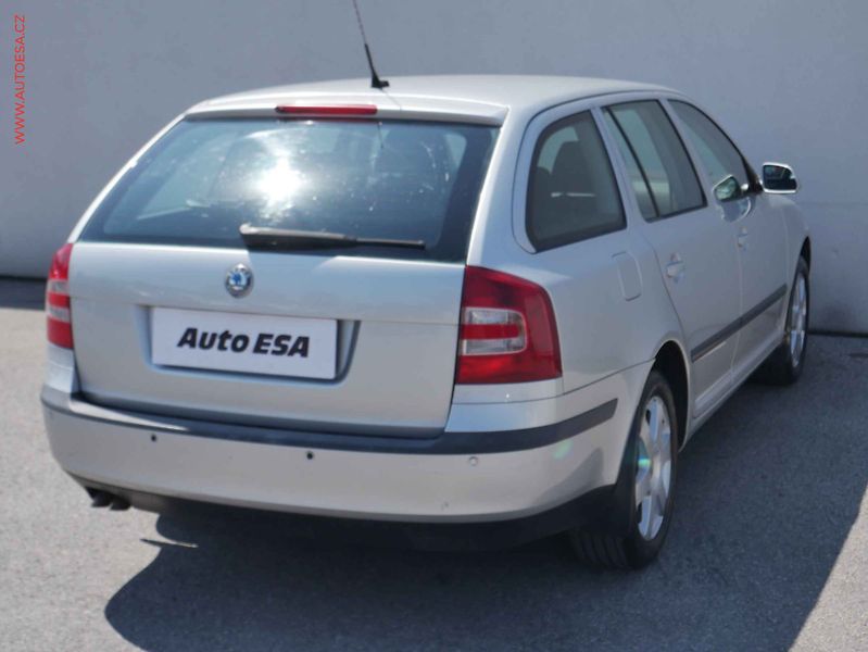 Škoda Octavia (2007) 1.9 TDi, STK 8/2027, AC - fotka 4 z 13