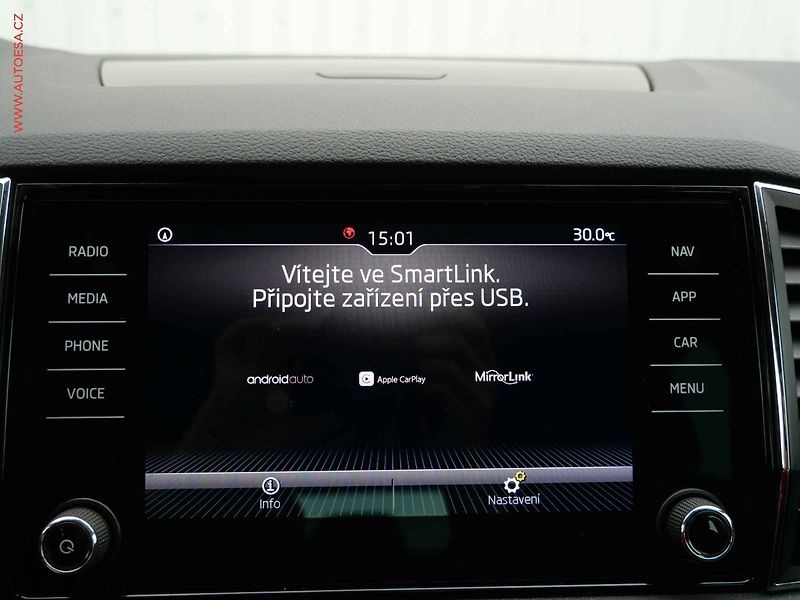 Škoda Karoq (2020) 2.0 TDi, ČR, Style, LED, navi - fotka 22 z 26
