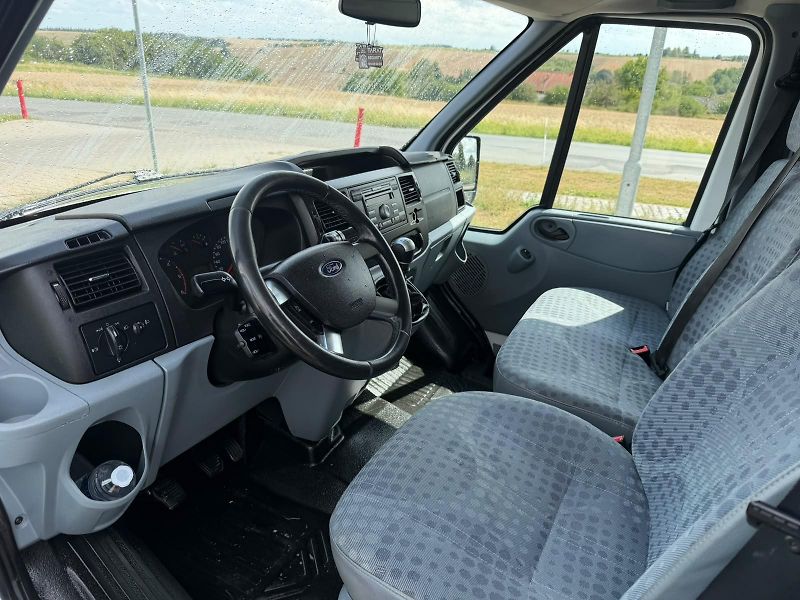 Ford Transit (2013) TOURNEO 103 kW,2,2 TDCi,9 míst - fotka 25 z 25