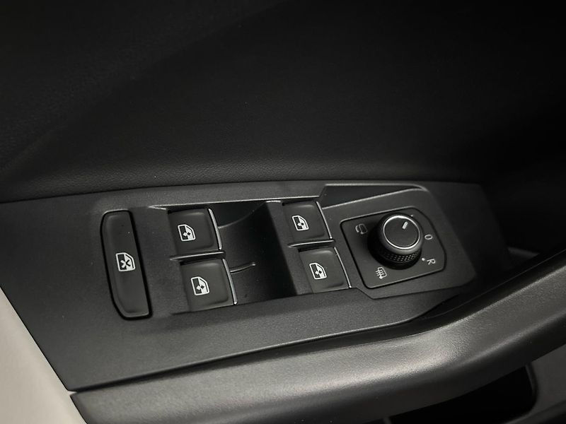 Volkswagen T-Cross (2026) SUV - fotka 21 z 27