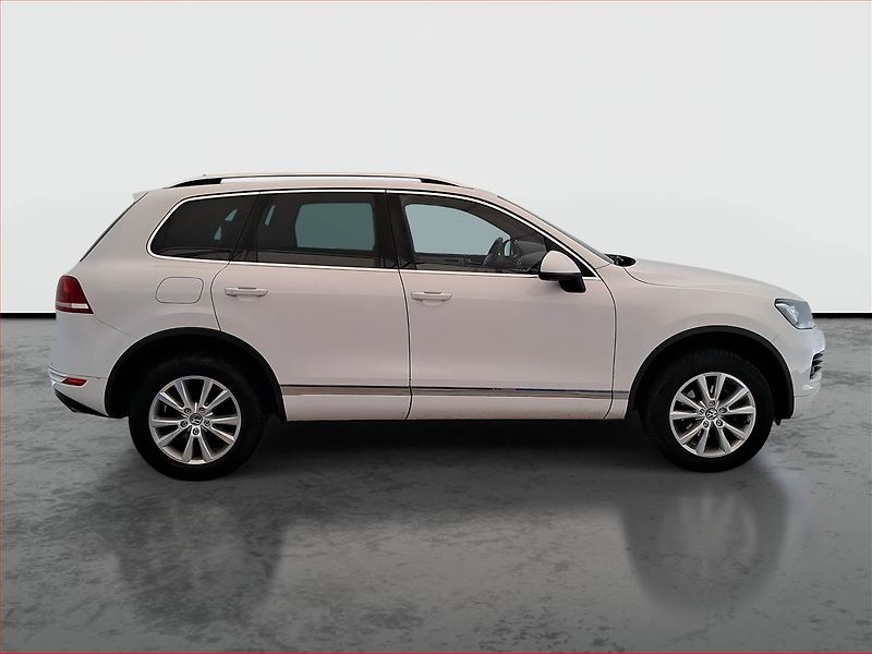 Volkswagen Touareg (2012) 3.0 TDI, 4X4, Automat - fotka 6 z 21