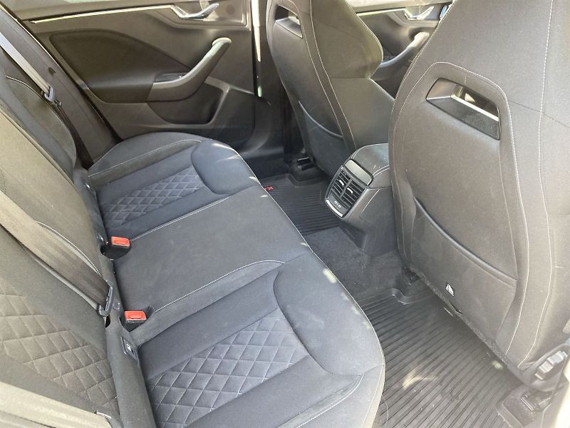Škoda Kamiq (2020) 1.0 TSI Style - fotka 11 z 33