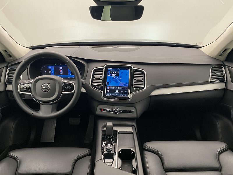 Volvo XC90 B5 AWD BRIGHT ULTIMATE AUT 7m - fotka 2 z 56