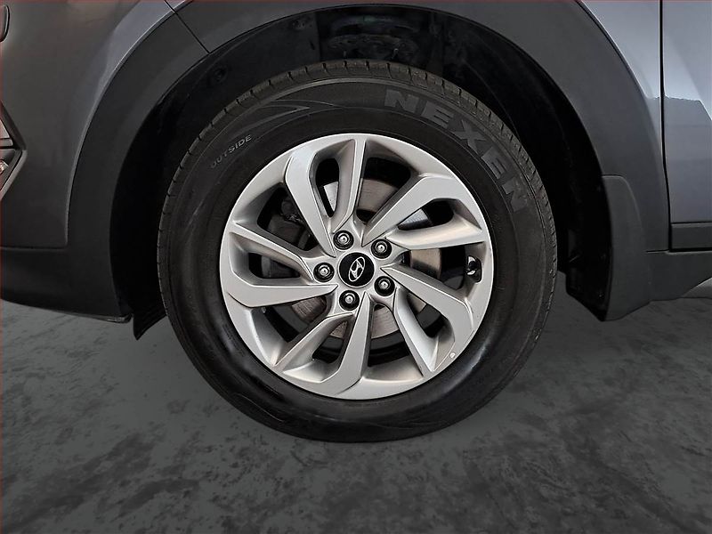 Hyundai Tucson (2015) Style 2.0 CRDi, 4X4 - fotka 15 z 22