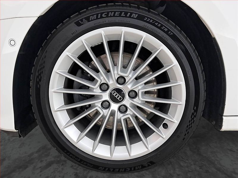 Audi A3 (2020) 35 TFSI - fotka 15 z 19