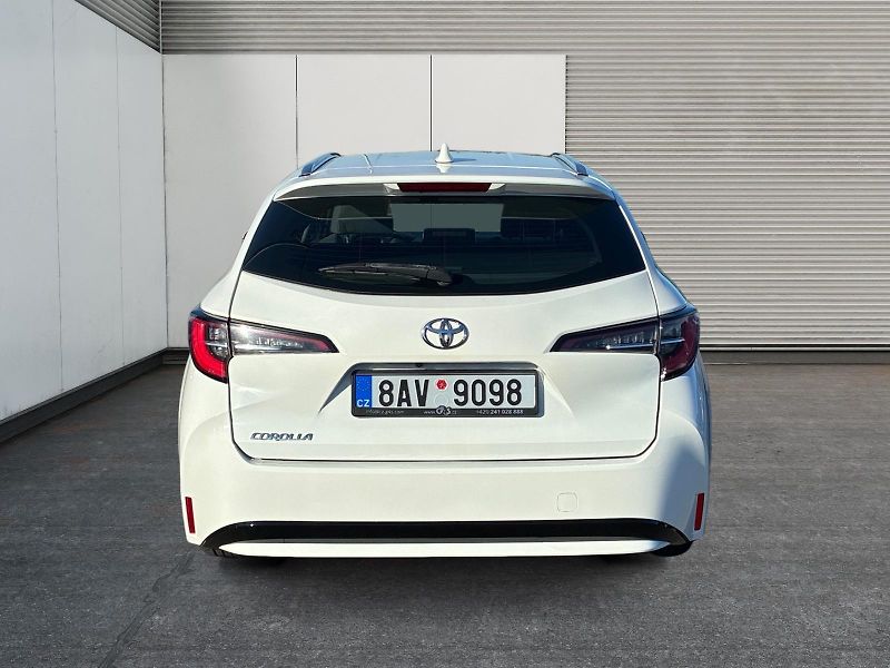 Toyota Corolla (2021) COMFORT 1.2T 85kW CZ DPH - fotka 5 z 11