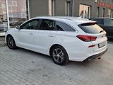 Hyundai i30 1.0 T-Gdi Family Smart Kombi - náhled 7