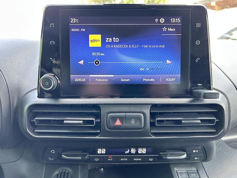 Toyota ProAce City Verso (2022) 1.2i96KW automat - fotka 18 z 26