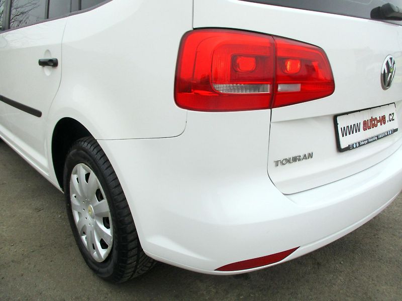 Volkswagen Touran 1.2TSi 77kW TL*L+Z PNEU*VÝHŘEV - fotka 34 z 39