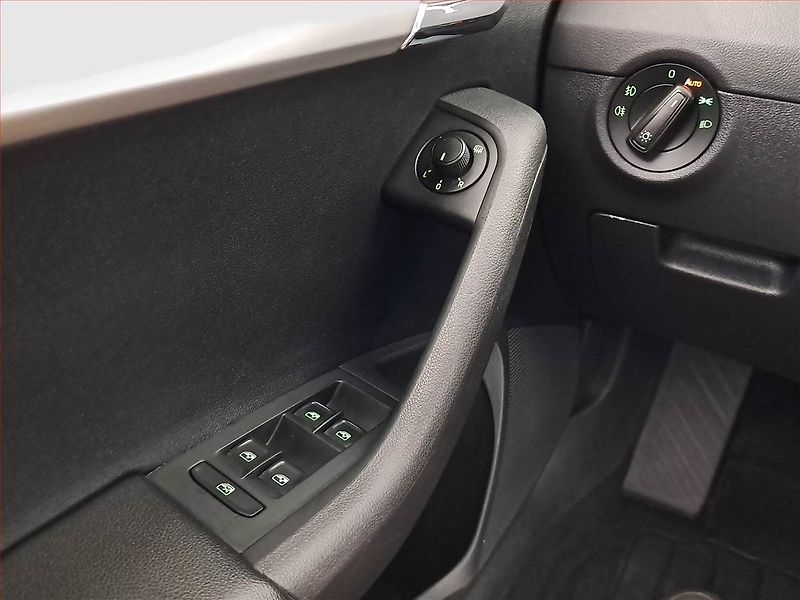 Škoda Octavia (2019) 1.5 TSI G-TEC, Automat - fotka 19 z 19