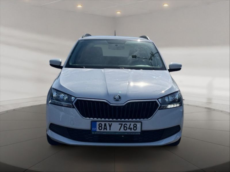 Škoda Fabia 1,0 TSI 70 Active - fotka 2 z 10