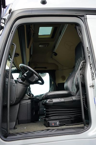 Mercedes-Benz Actros (2023) L / 2548 / ACC / E 6 / MP 5 /  - fotka 7 z 56
