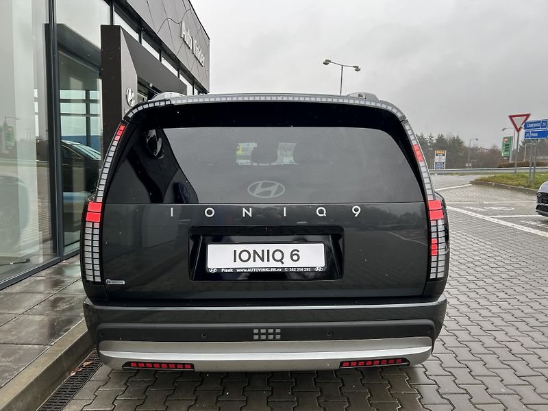 Hyundai Ioniq 9 7S 2WD STYLE COMFORT - fotka 4 z 52